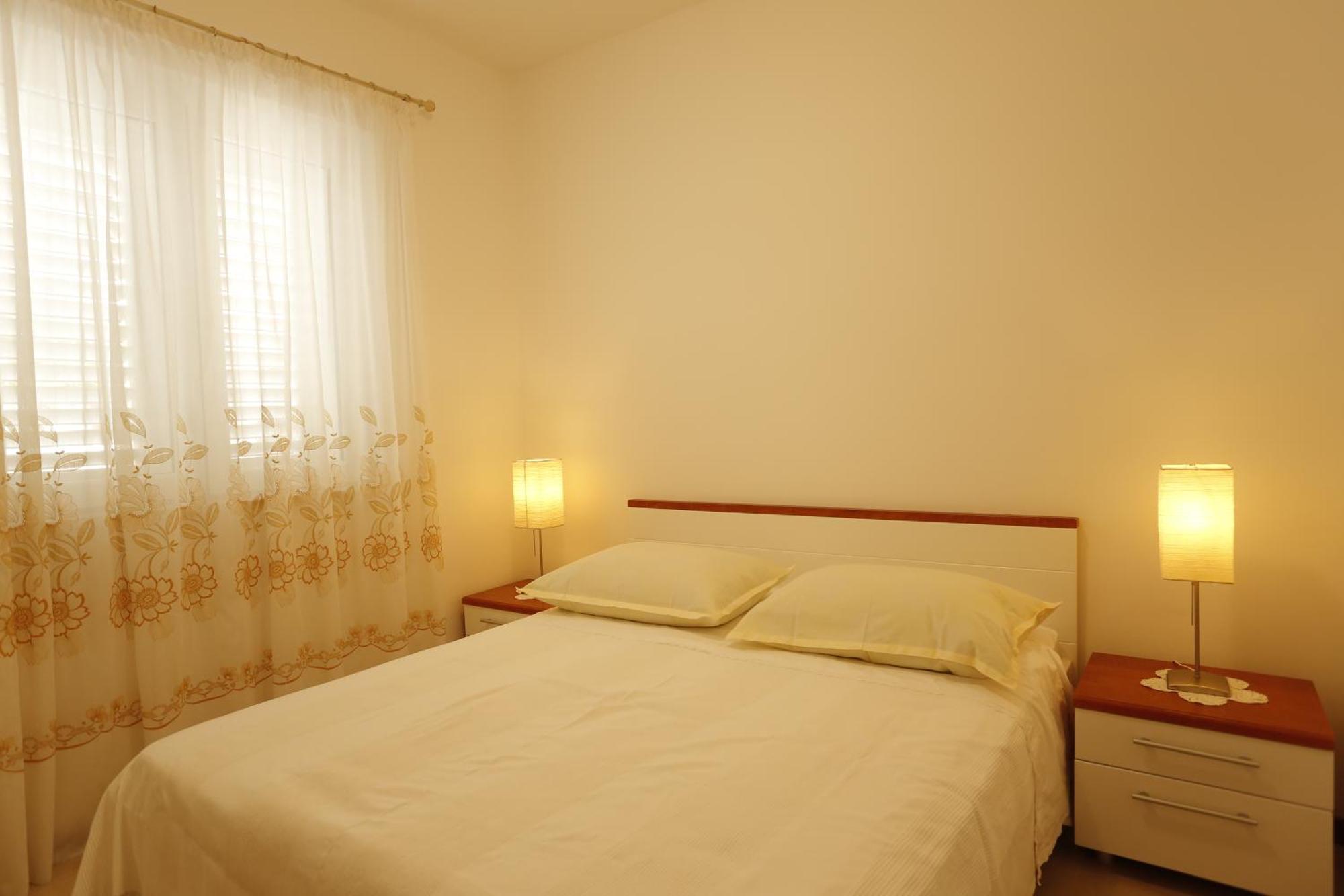 Apartments Marino Supetar Bilik gambar
