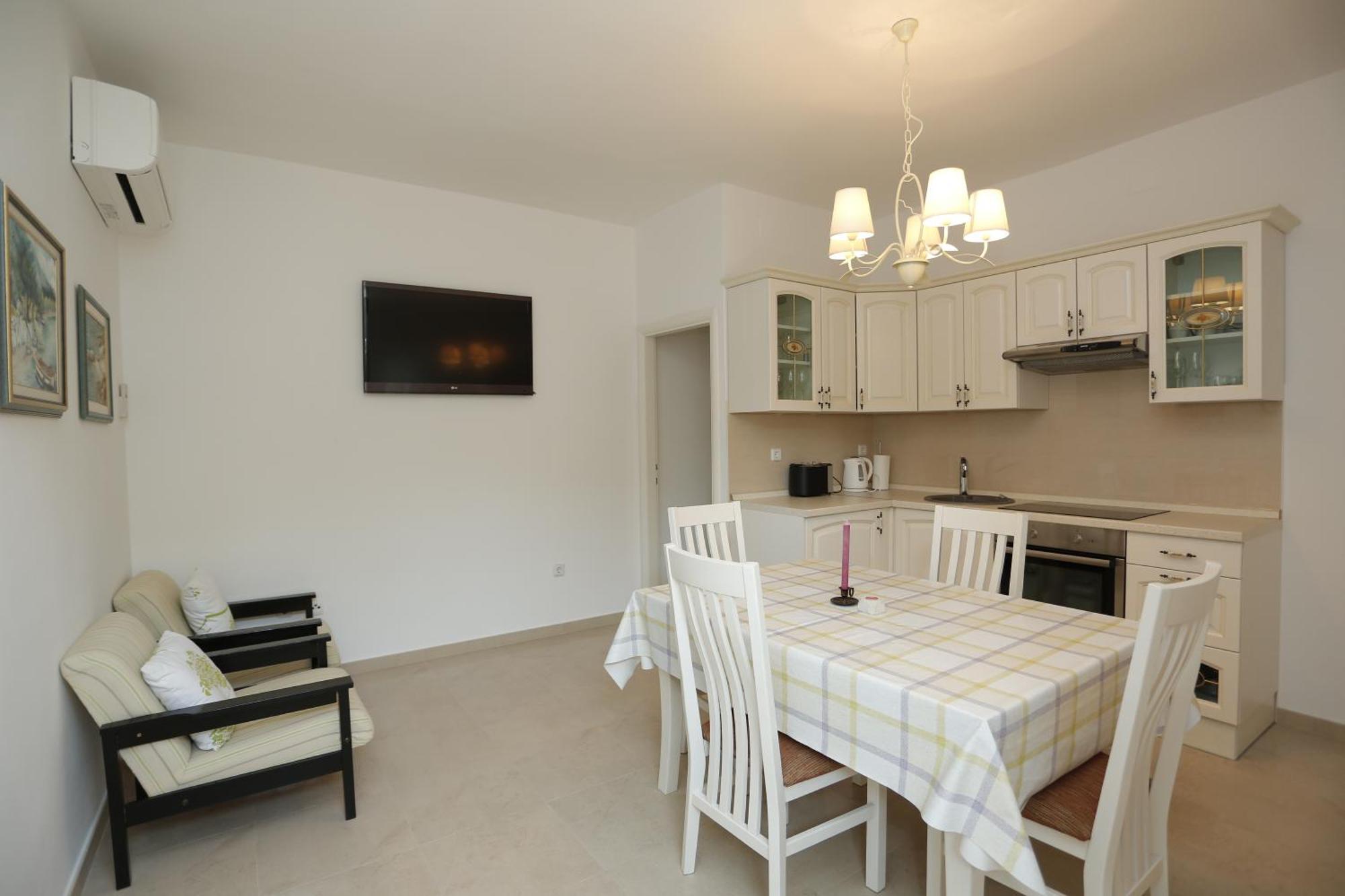 Apartments Marino Supetar Bilik gambar