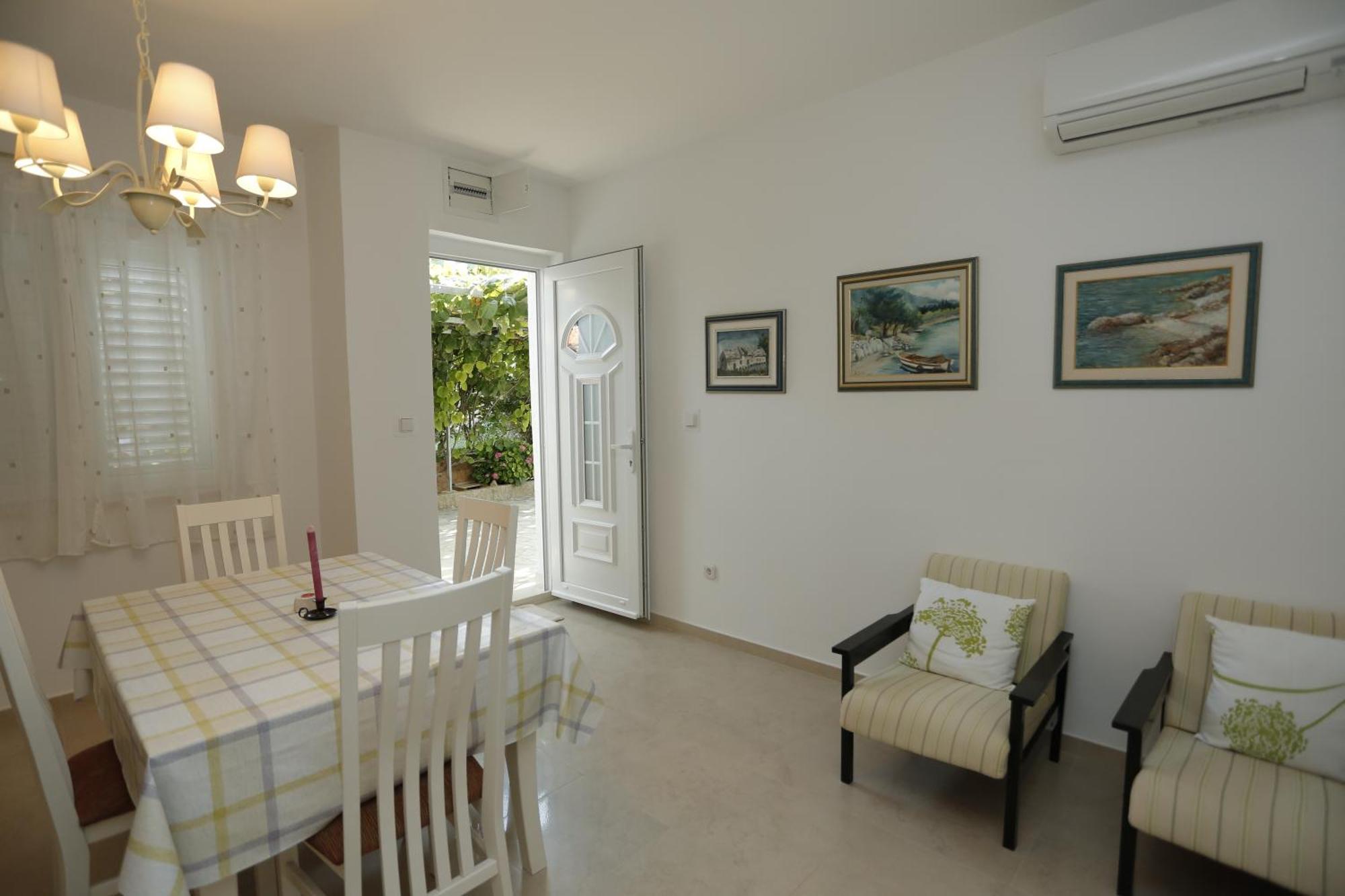 Apartments Marino Supetar Bilik gambar