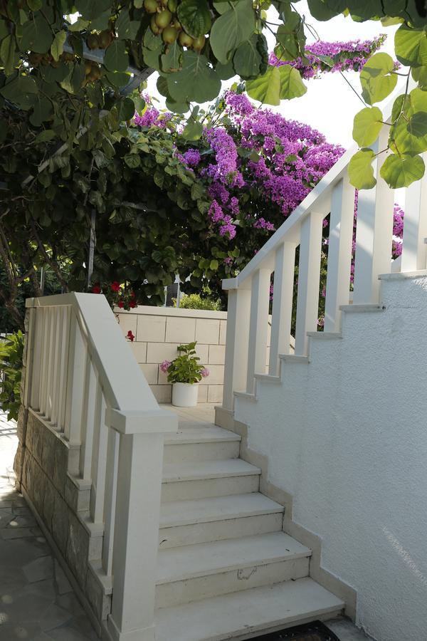 Apartments Marino Supetar Luaran gambar