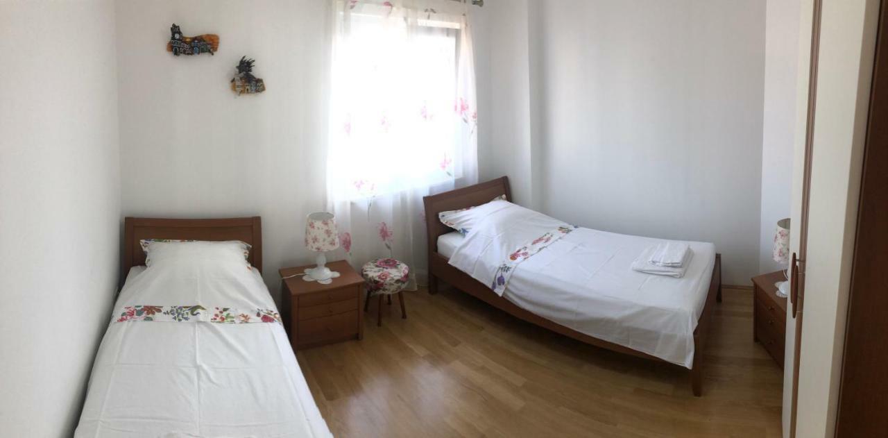 Apartments Marino Supetar Luaran gambar